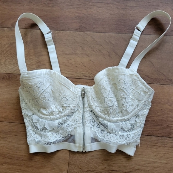 Victoria's Secret Sexy Long Line Lace Push Up Bra - Picture 5 of 12